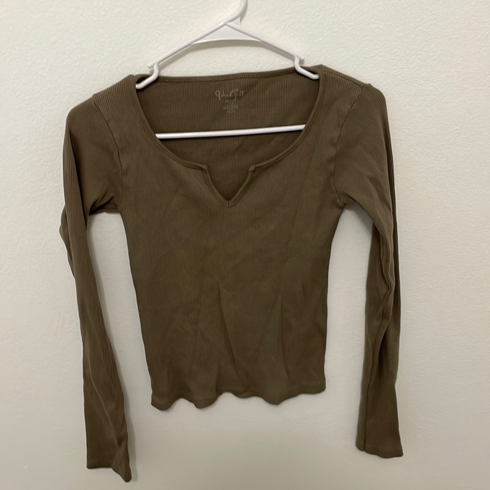 fitted long sleeve